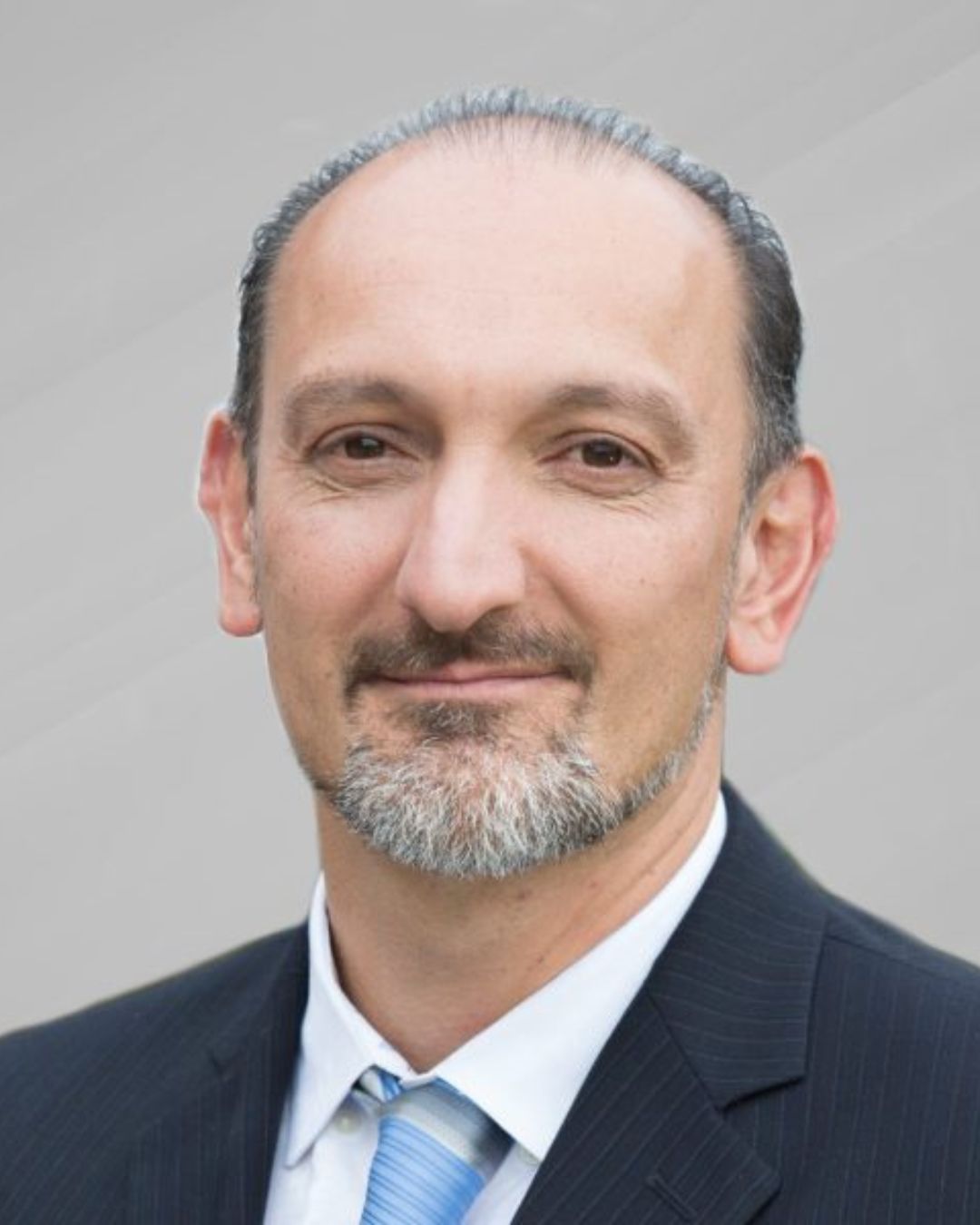 Dr. Farzad Hariri