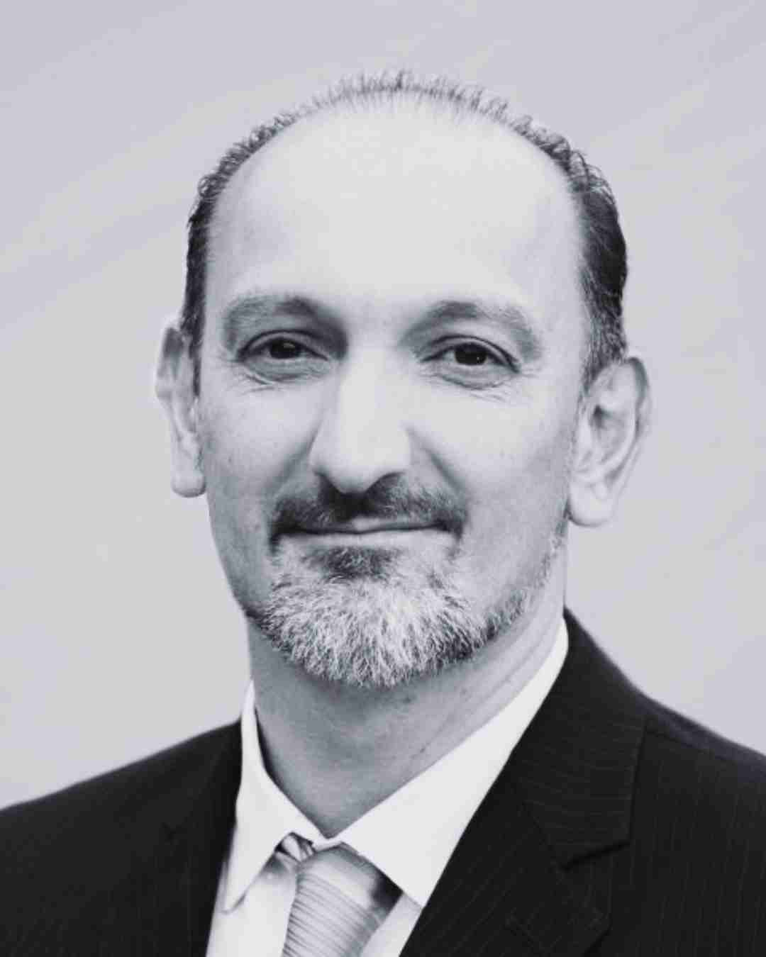 Dr. Farzad Hariri